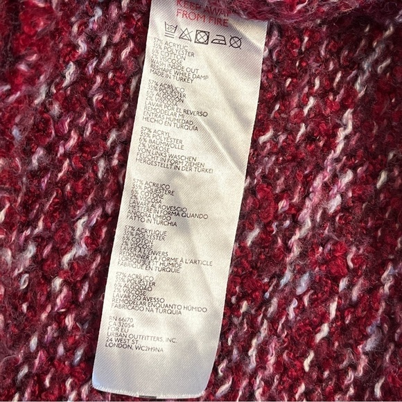 Urban Outfitters Chunky Oversized Turtleneck Sweater. Red Pink Size S #976 - Picture 7 of 7